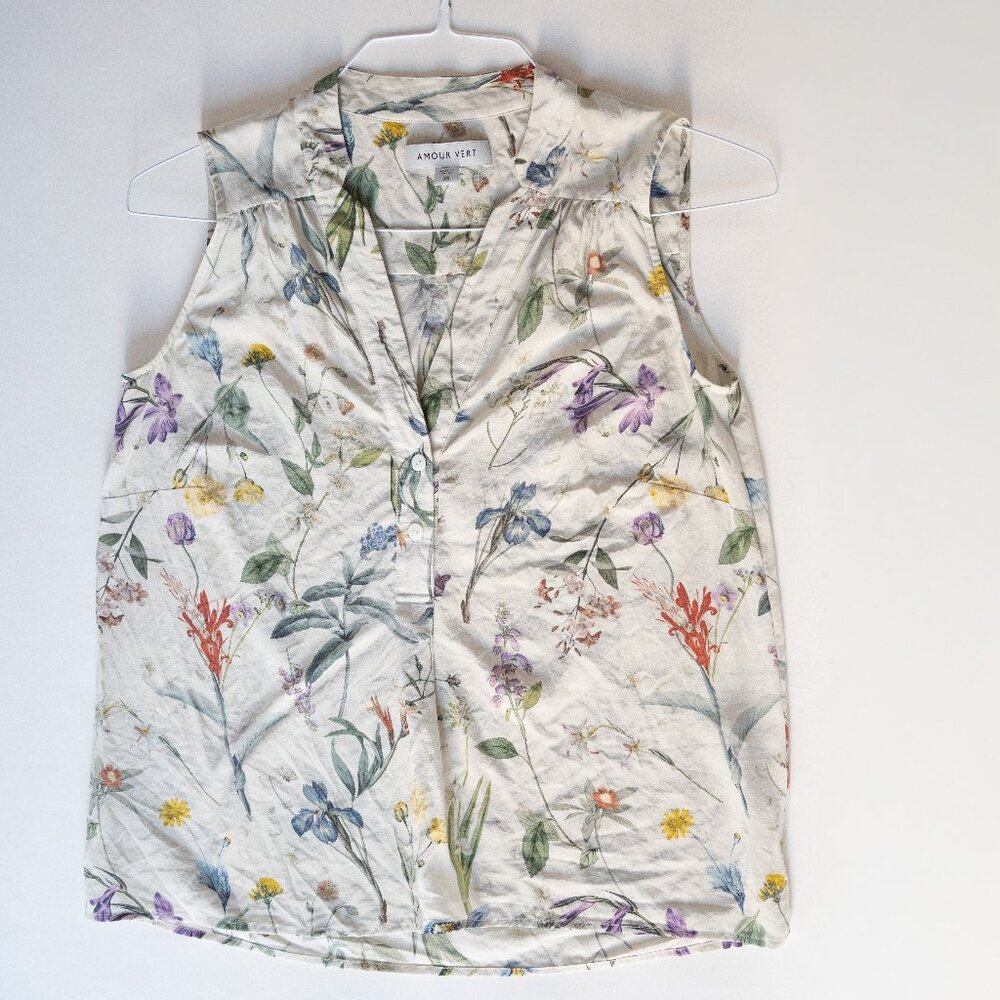 Amour Vert 100% Washable Silk Sleeveless Blouse in Botanical Floral Print - Picture 2 of 7